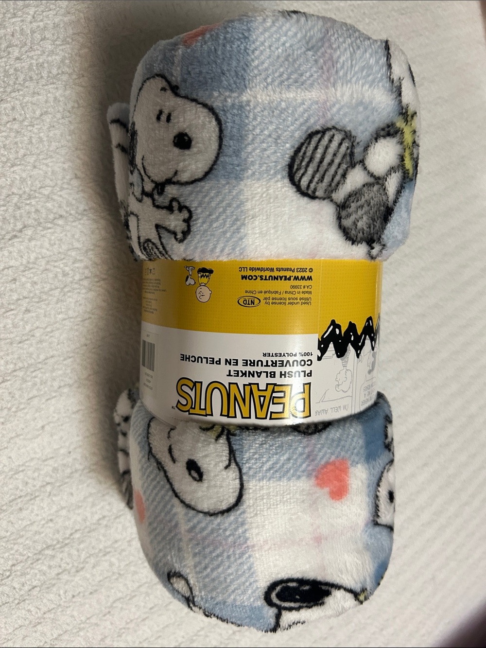NWT-Snoopy Plush Throw Blanket - Light Blue with Coral Hearts